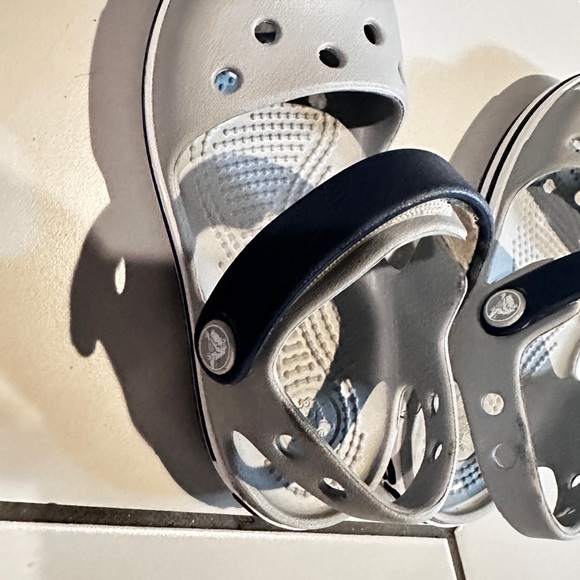 Crocs toddle shoes - Picture 4 of 4